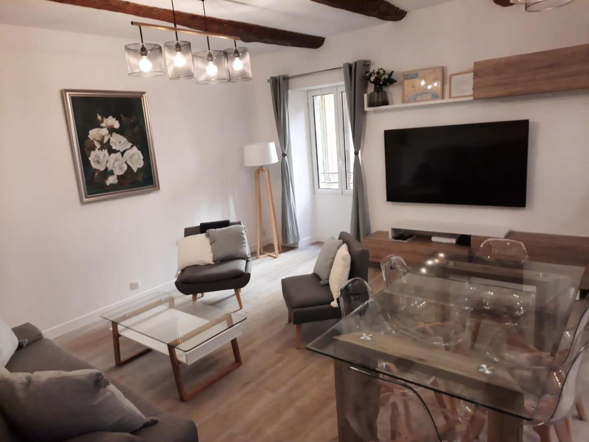 Beautiful Old Town Flat, Near The Beach Niza Exterior foto