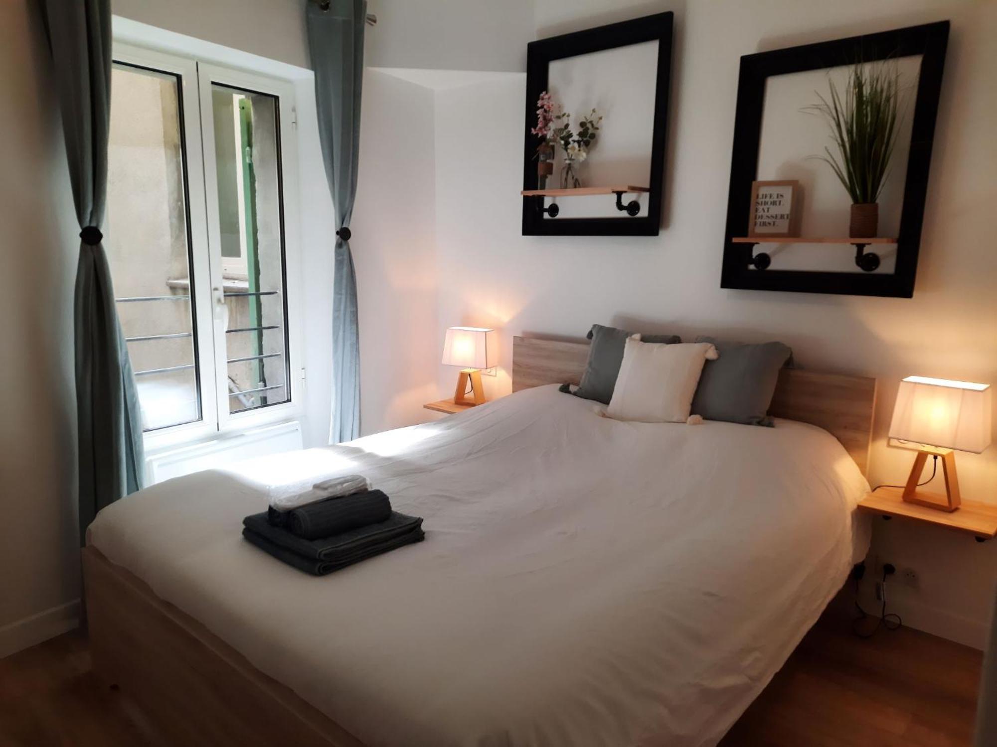 Beautiful Old Town Flat, Near The Beach Niza Exterior foto