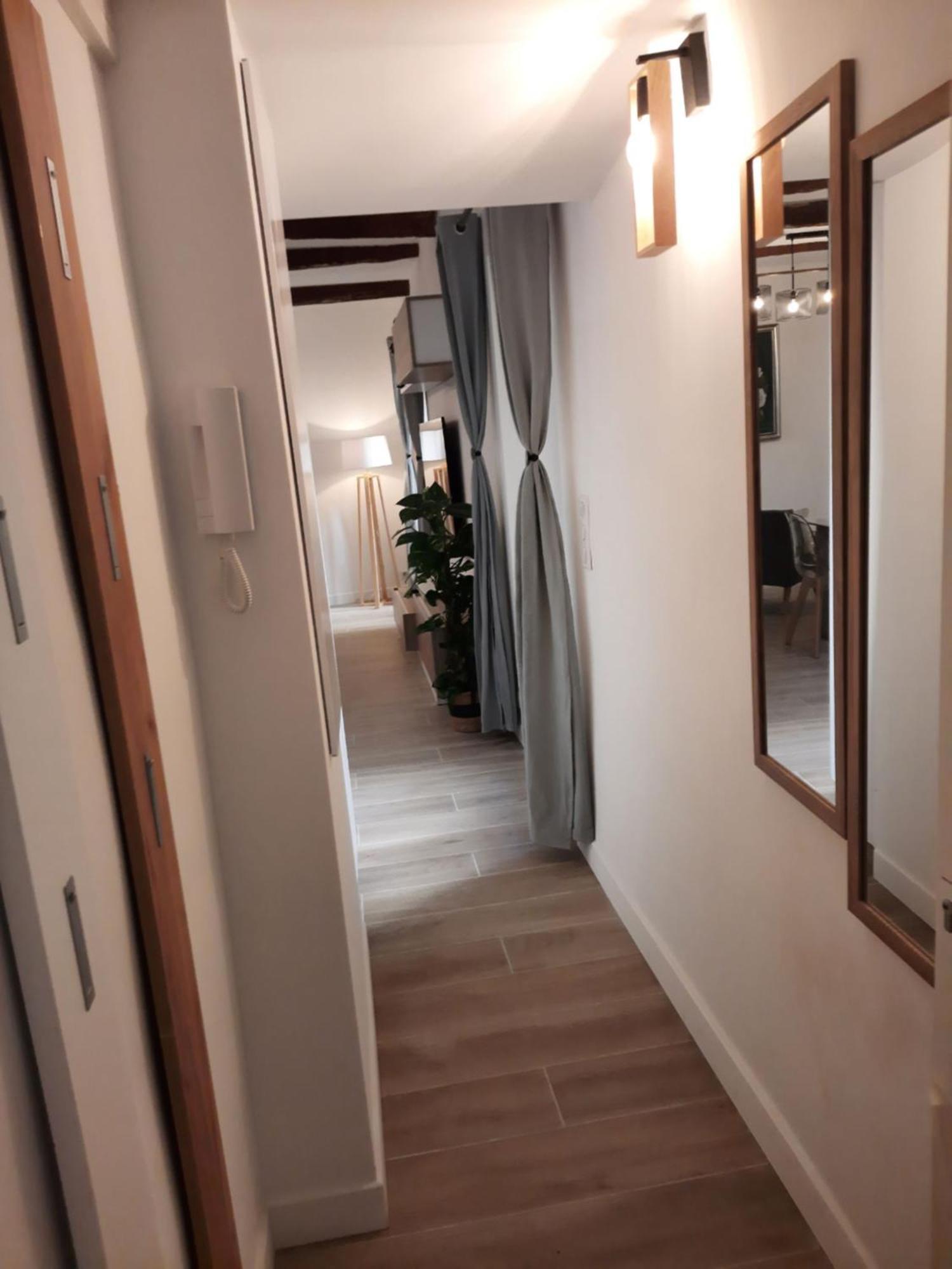 Beautiful Old Town Flat, Near The Beach Niza Exterior foto